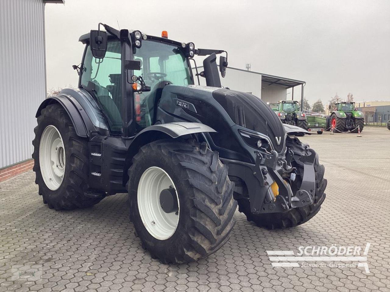 Traktor типа Valtra T 234 D SMARTTOUCH | GPS | FZW, Gebrauchtmaschine в Norden (Фотография 1)